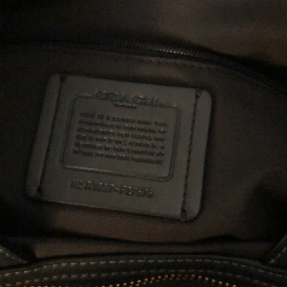 Handbag - Picture 3 of 5